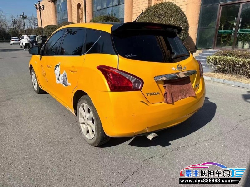 12年日产骐达轿车抵押车出售