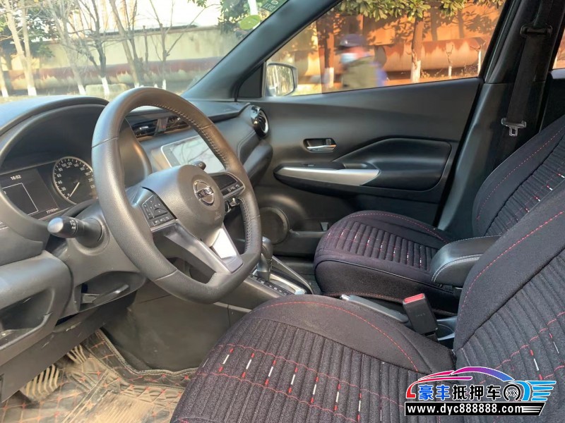 19年日产劲客轿车抵押车出售