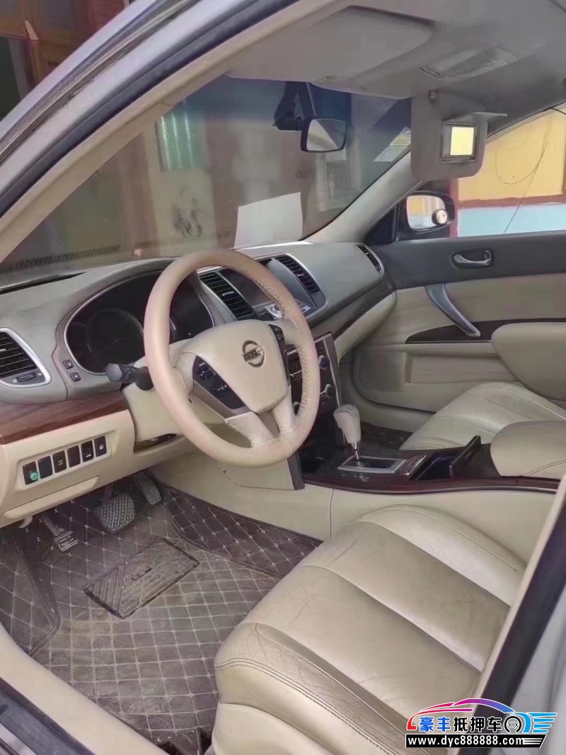 09年日产天籁轿车抵押车出售