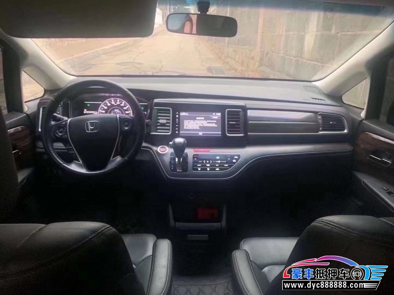 17年本田艾力绅MPV抵押车出售