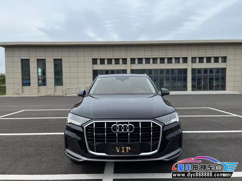 21年奥迪Q7轿车抵押车出售