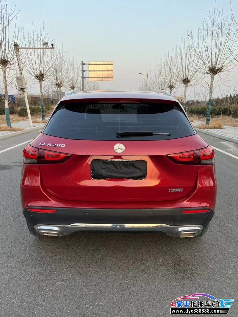 21年奔驰GLA轿车抵押车出售
