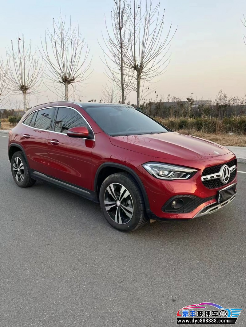 21年奔驰GLA轿车抵押车出售