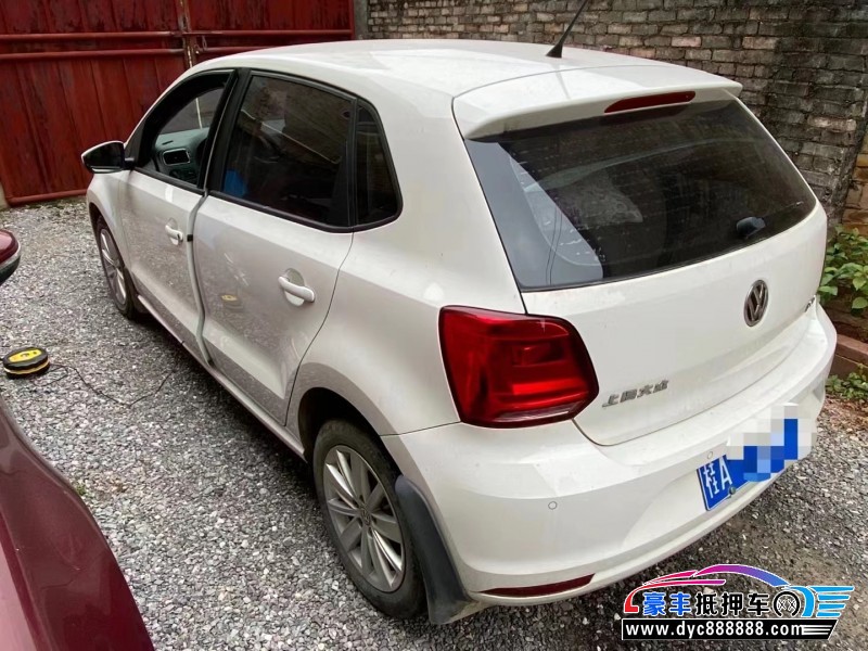 15年大众polo轿车抵押车出售
