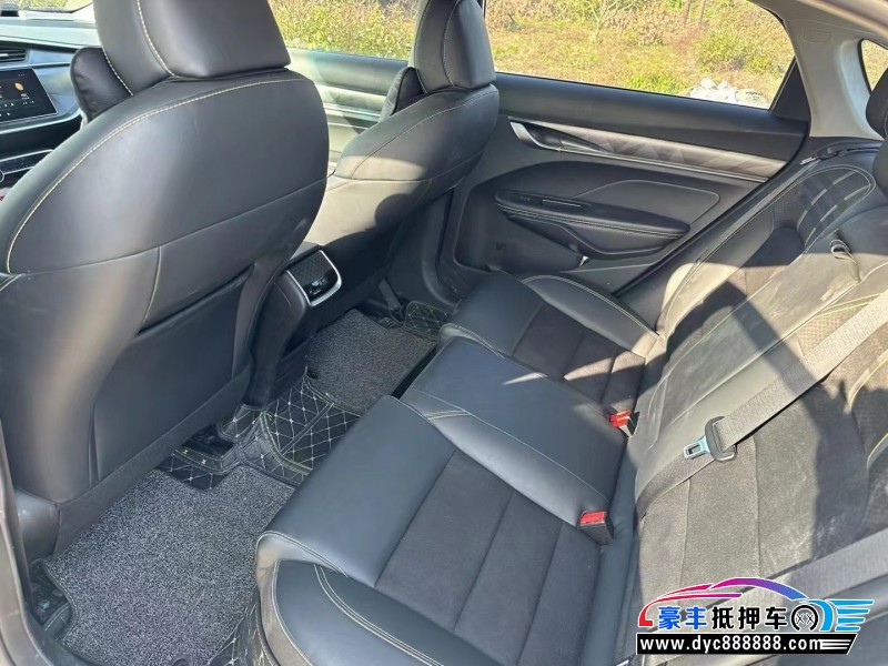 21年吉利缤瑞轿车抵押车出售