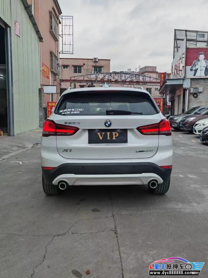 21年宝马X1轿车抵押车出售