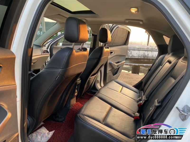 18年福特福睿斯轿车抵押车出售