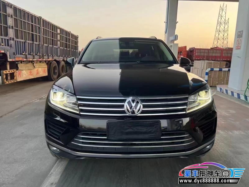 17年大众途锐轿车抵押车出售