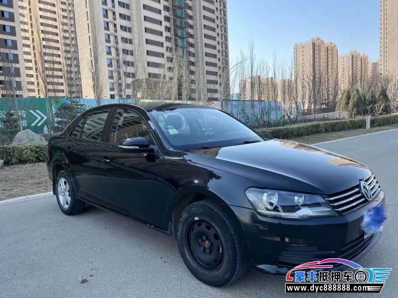 13年大众宝来轿车抵押车出售