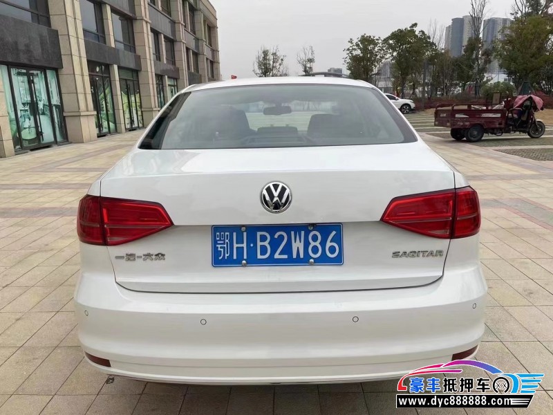 17年大众速腾轿车抵押车出售