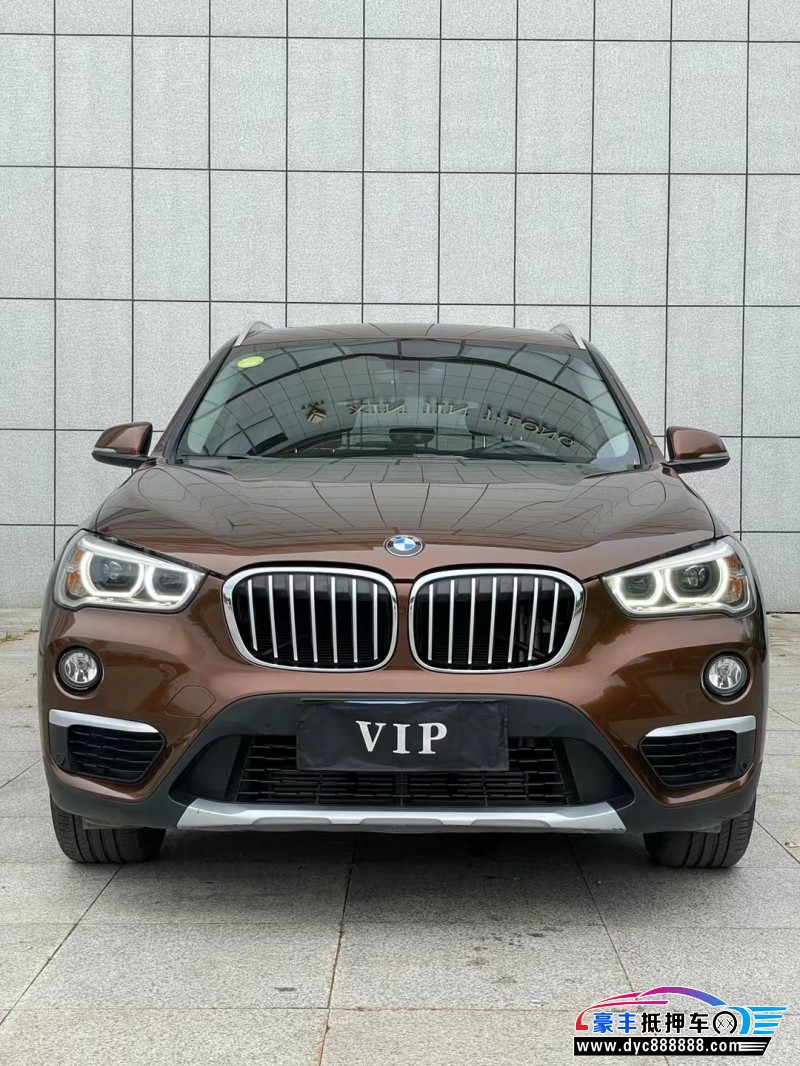 20年宝马2系轿车抵押车出售