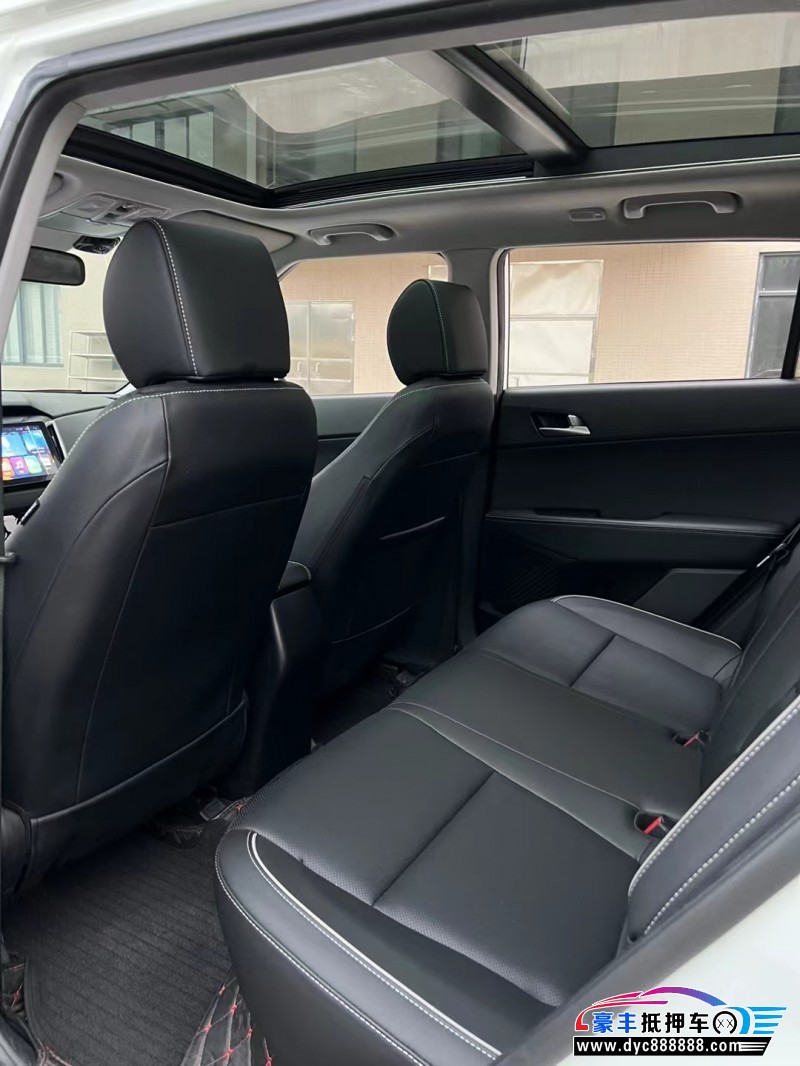 18年现代ix25轿车抵押车出售