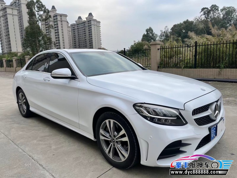 20年奔驰C级轿车抵押车出售