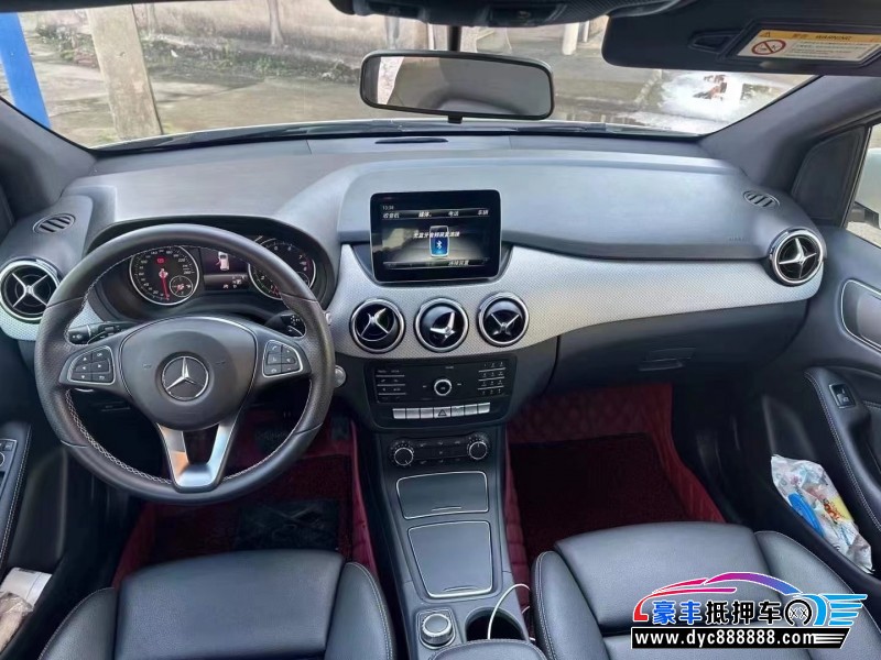 19年奔驰BMPV抵押车出售