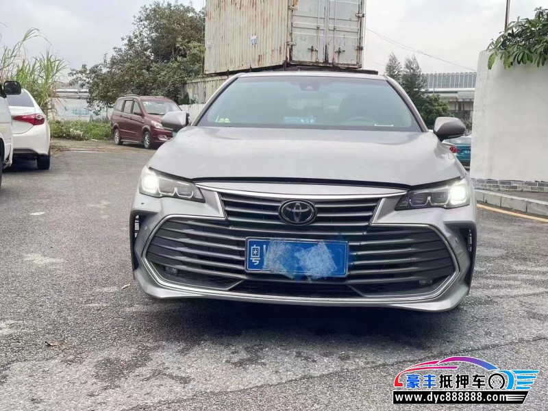 20年丰田亚洲龙轿车抵押车出售