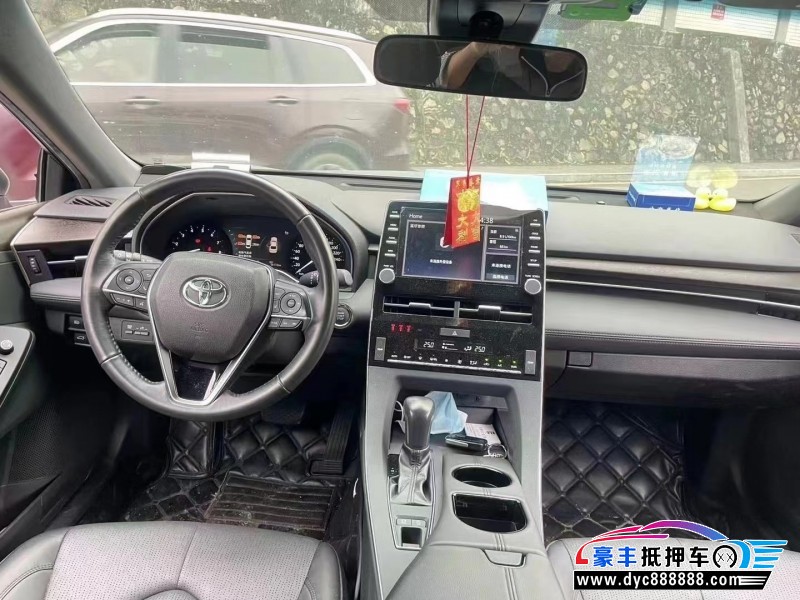 20年丰田亚洲龙轿车抵押车出售