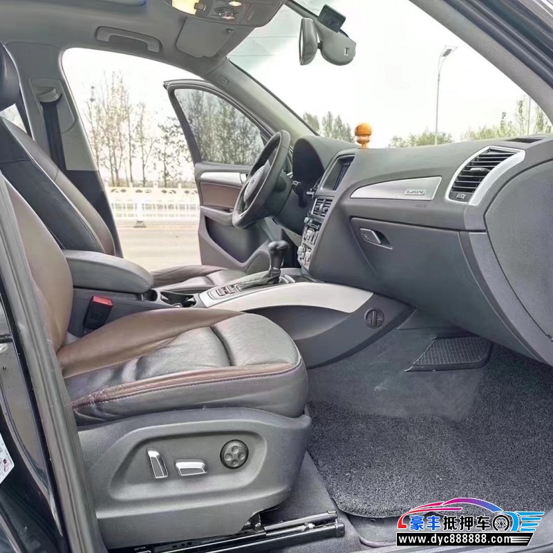 17年奥迪Q5轿车抵押车出售