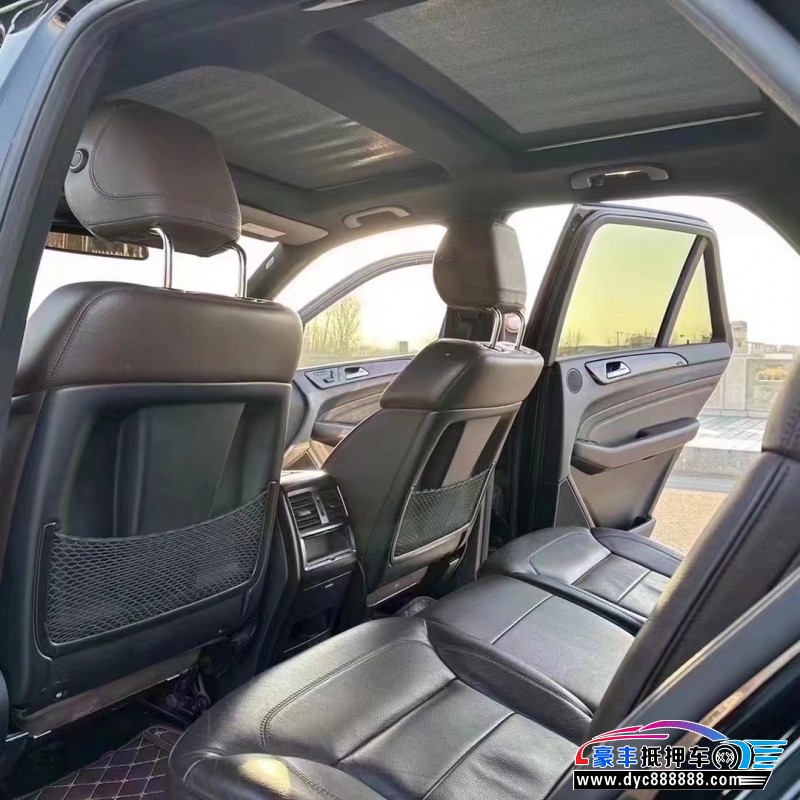 14年奔驰ML轿车抵押车出售