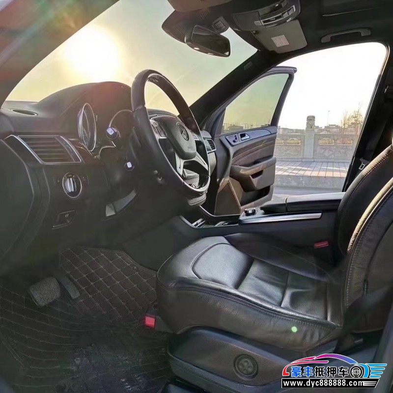 14年奔驰ML轿车抵押车出售