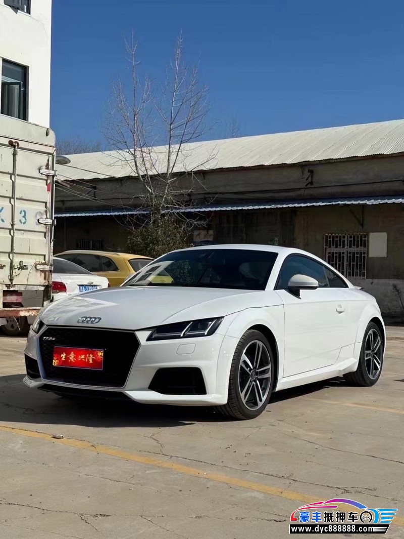 17年奥迪TT轿车抵押车出售