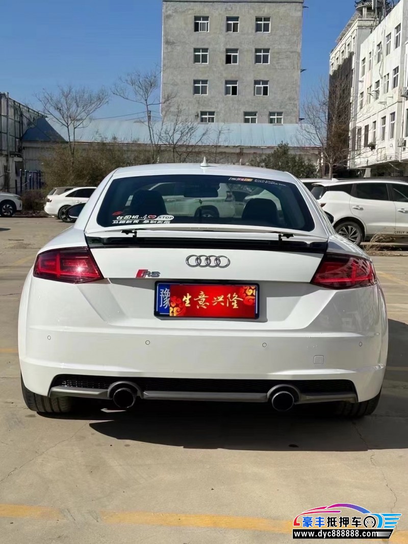 17年奥迪TT轿车抵押车出售