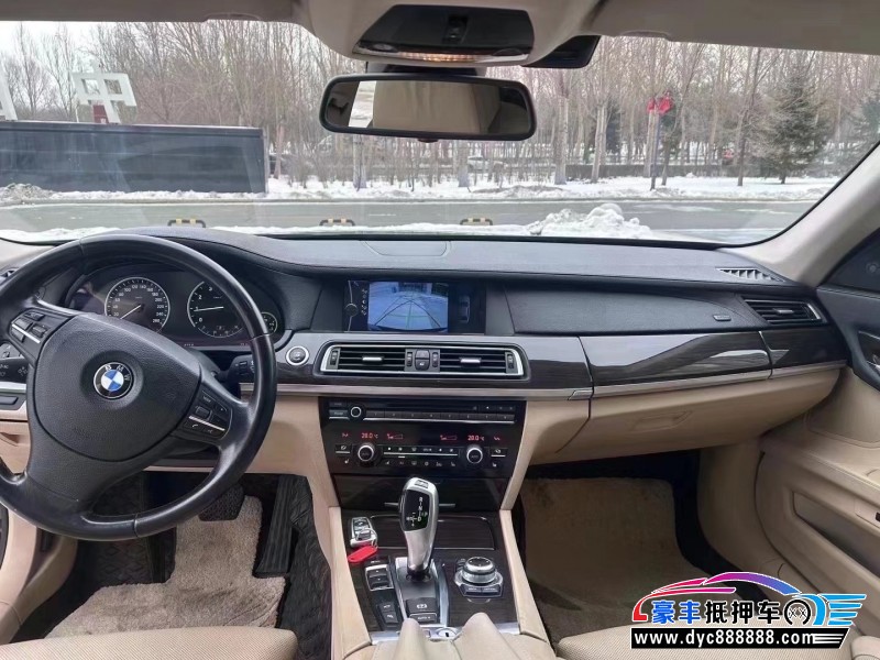 11年宝马7系轿车抵押车出售