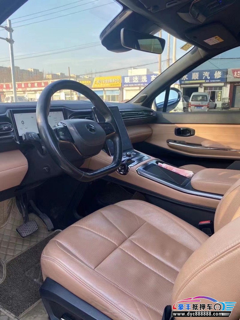 21年蔚来ES8轿车抵押车出售