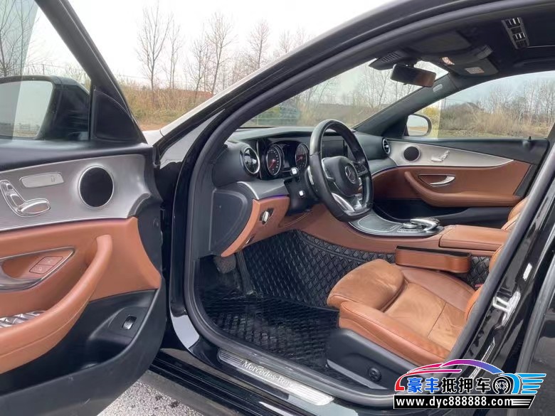 18年奔驰E轿车抵押车出售