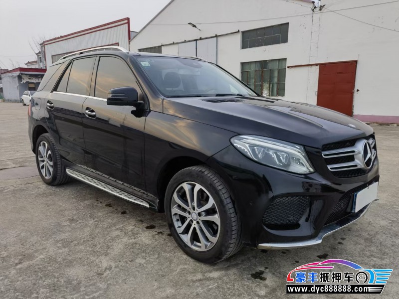 17年奔驰GLE轿车抵押车出售