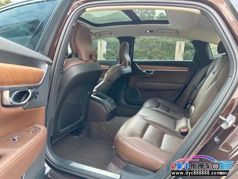 19年沃尔沃S90轿车抵押车出售