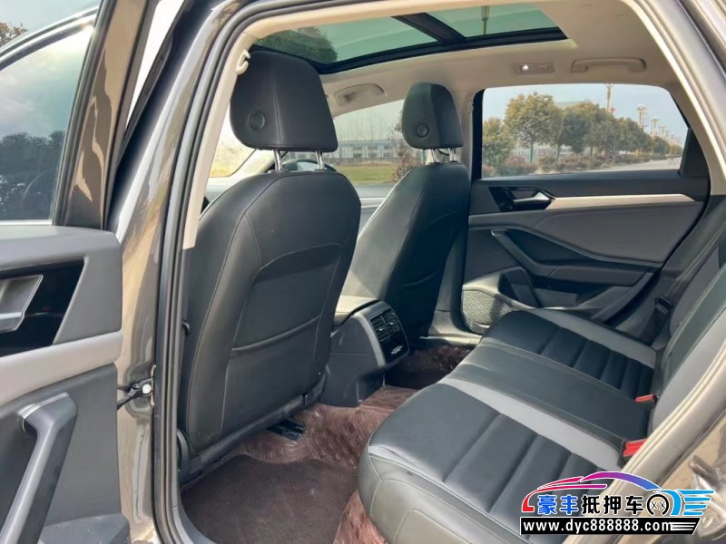 20年大众速腾轿车抵押车出售