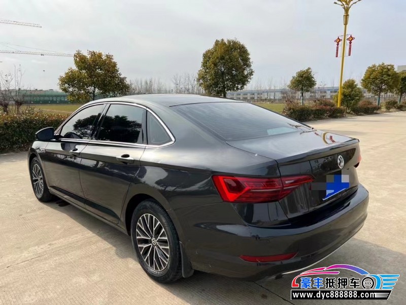 20年大众速腾轿车抵押车出售