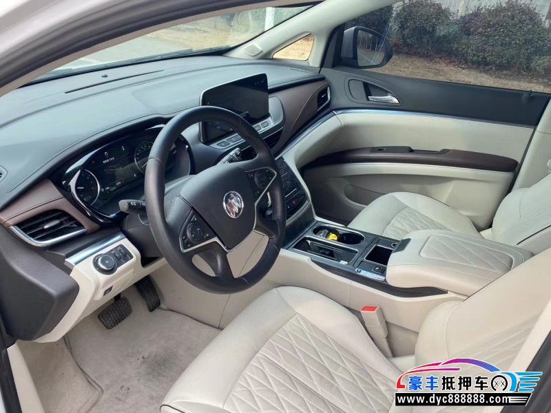 22年别克GL8轿车抵押车出售