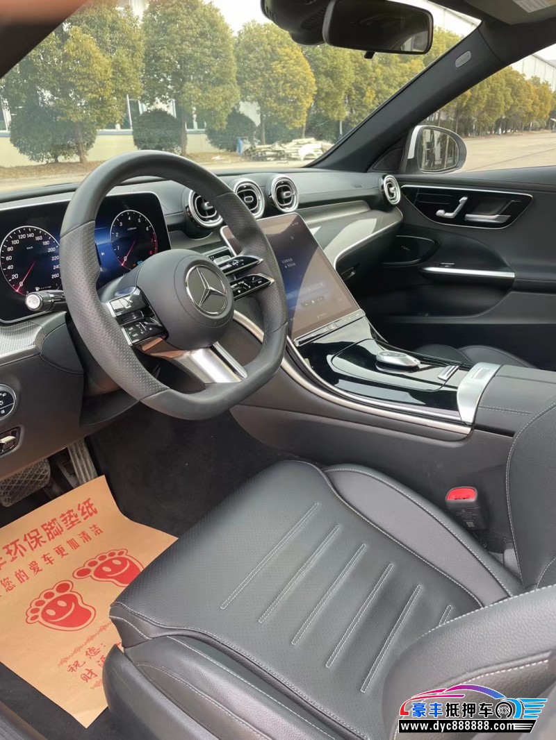 22年奔驰C级轿车抵押车出售