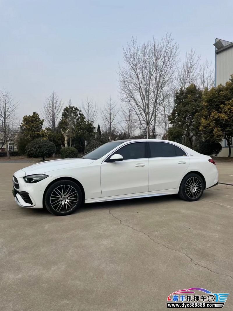 22年奔驰C级轿车抵押车出售