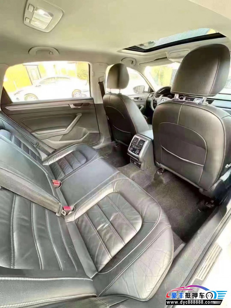 18年大众帕萨特轿车抵押车出售