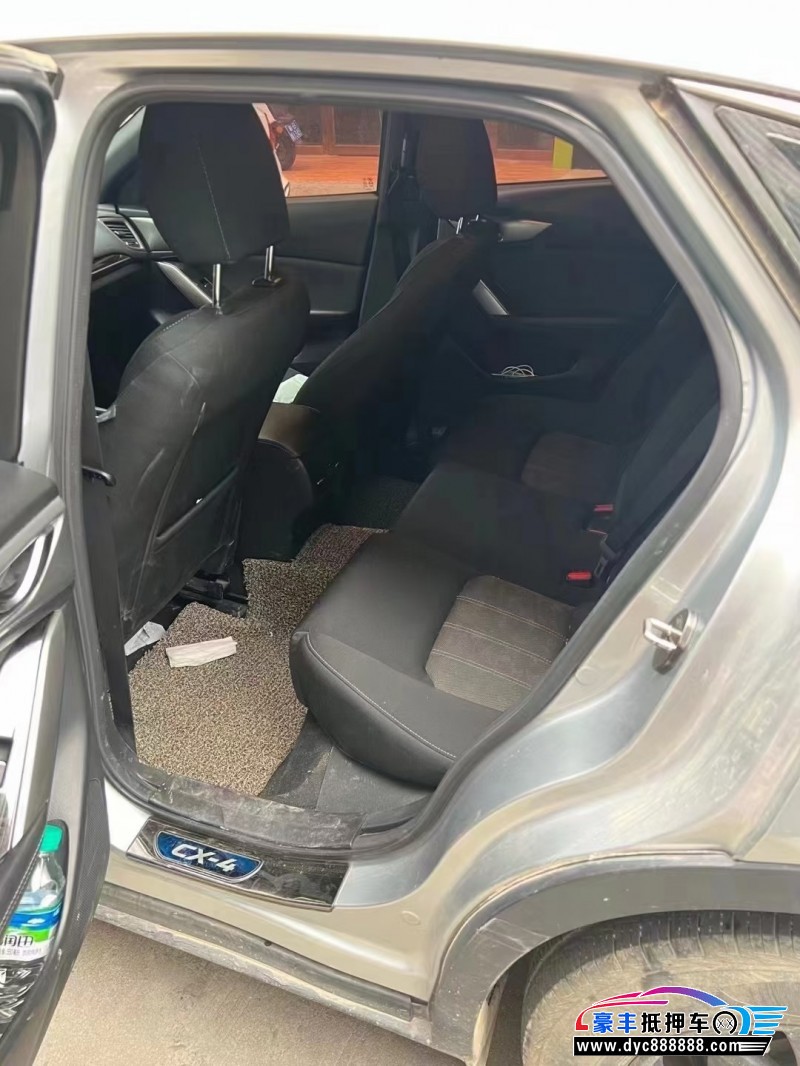 17年马自达CX-4SUV抵押车出售