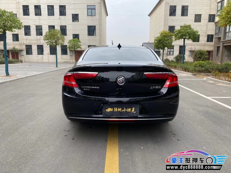 19年别克君越轿车抵押车出售