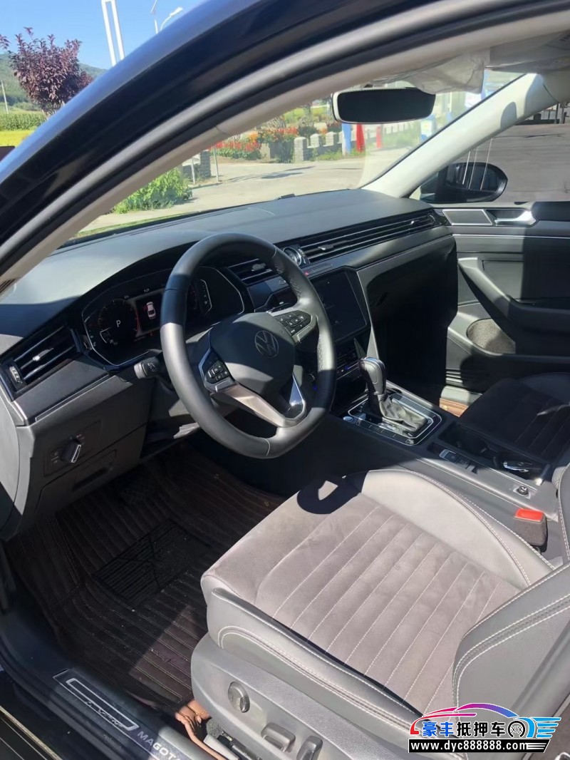 21年大众迈腾轿车抵押车出售