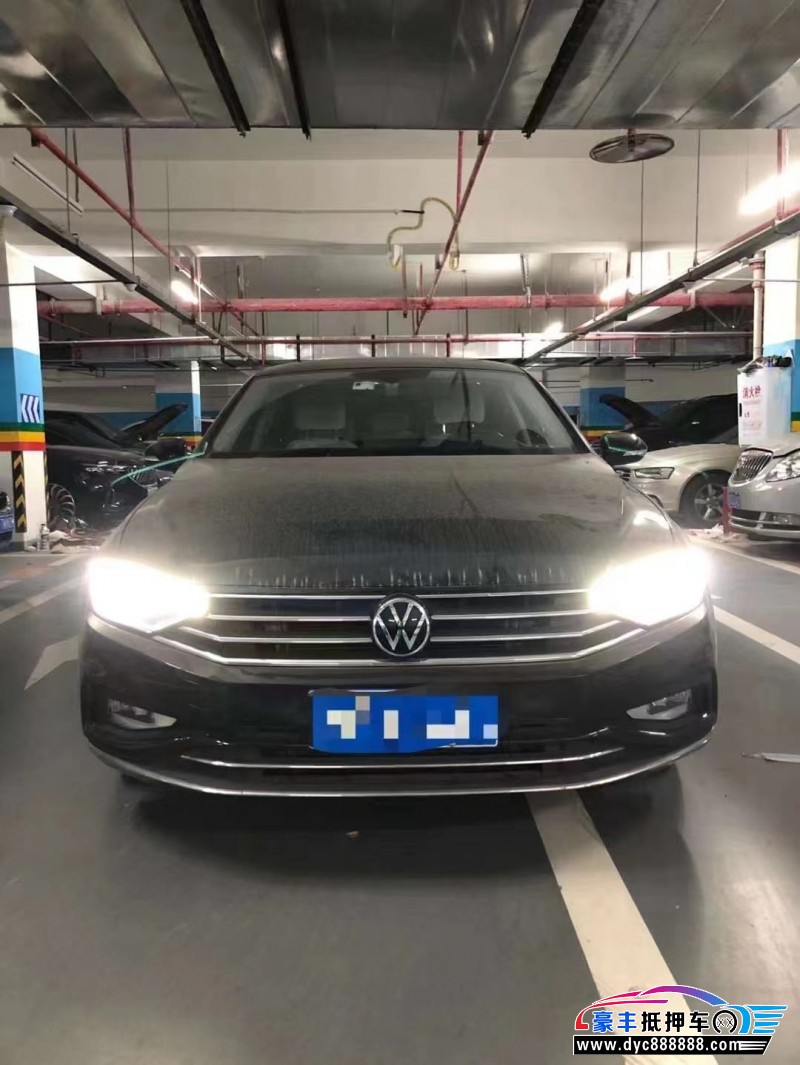 21年大众迈腾轿车抵押车出售