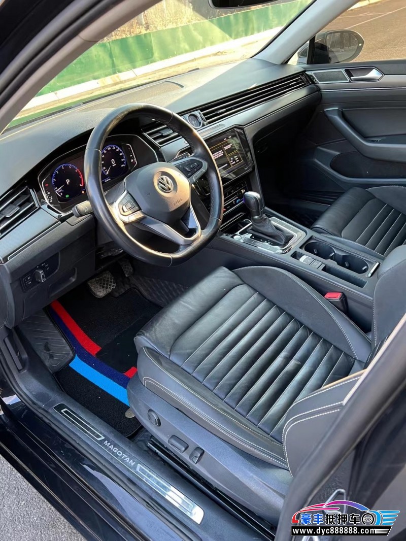 20年大众迈腾轿车抵押车出售