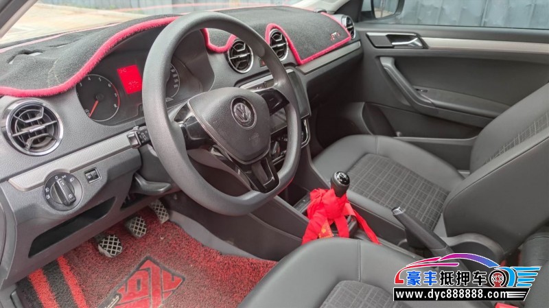 17年大众捷达轿车抵押车出售