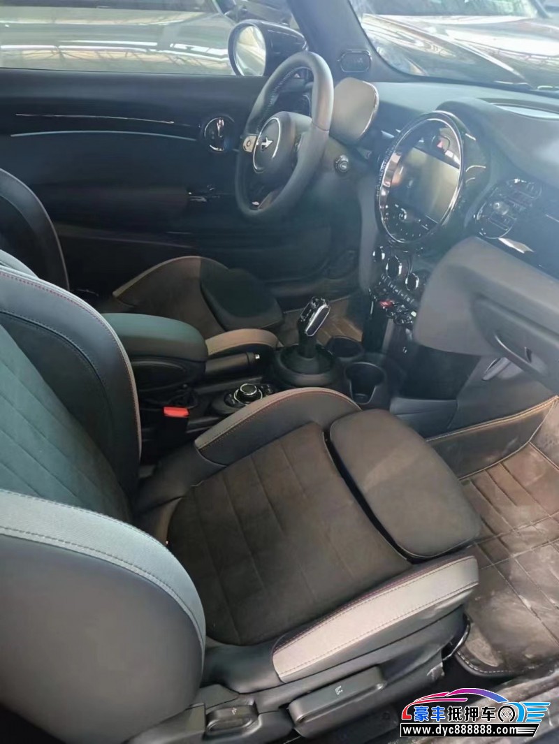 22年宝马MINI轿车抵押车出售