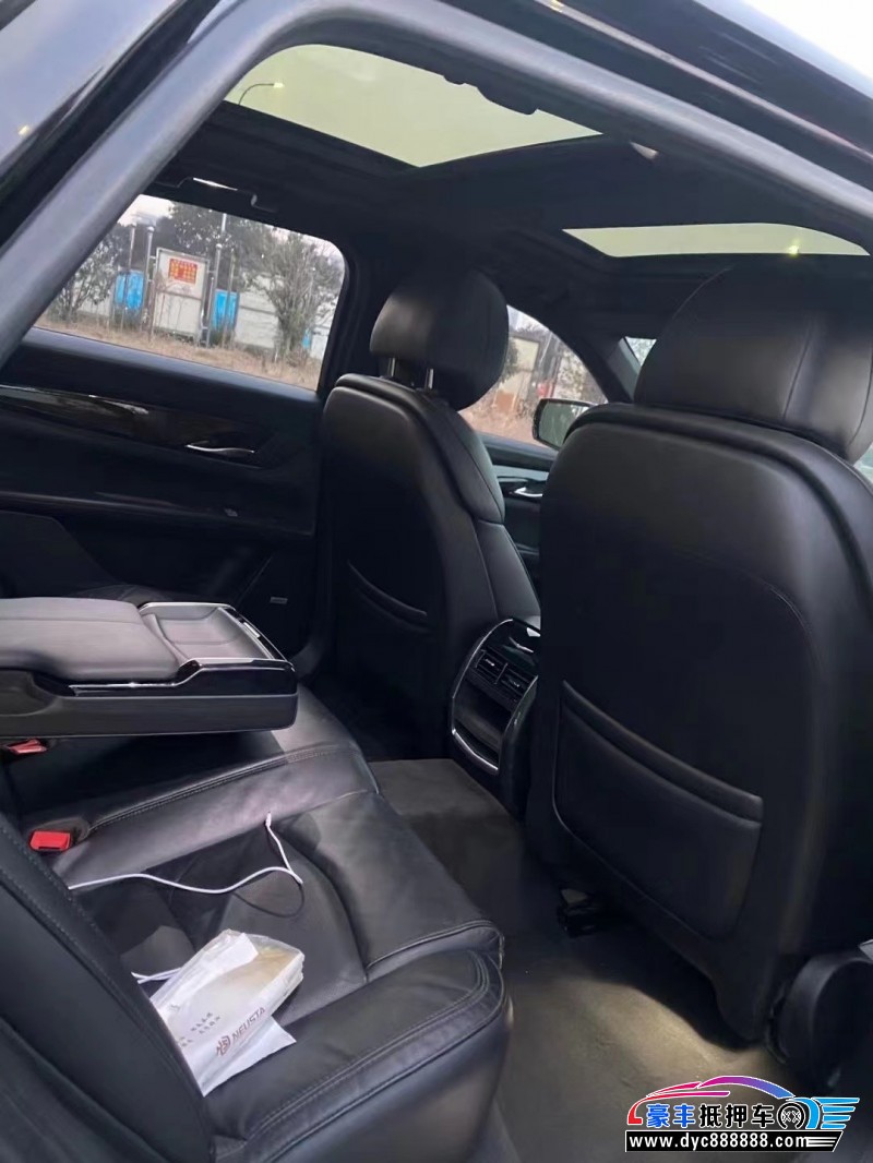 17年凯迪拉克CT6轿车抵押车出售