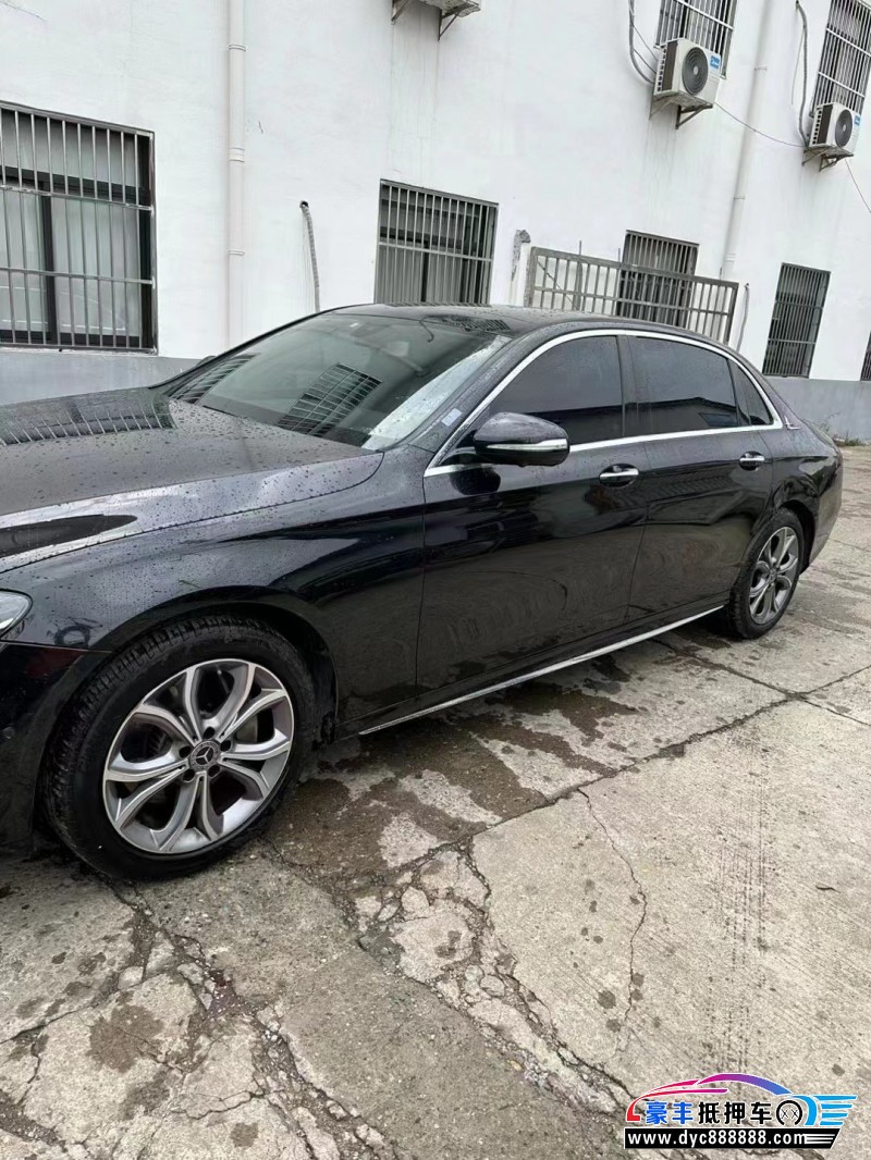 20年奔驰E轿车抵押车出售