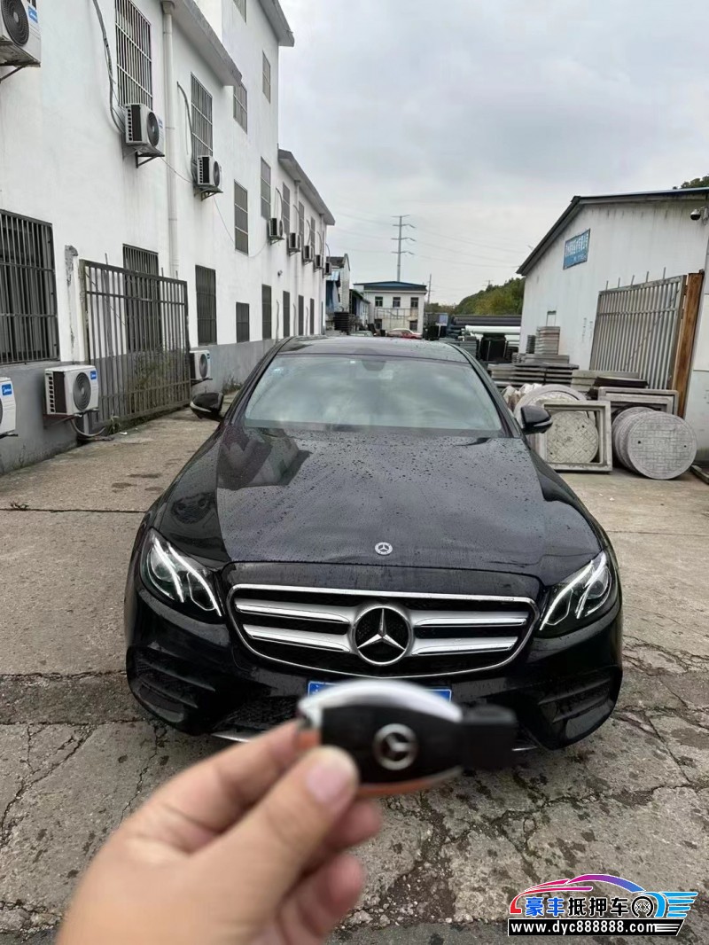 20年奔驰E轿车抵押车出售