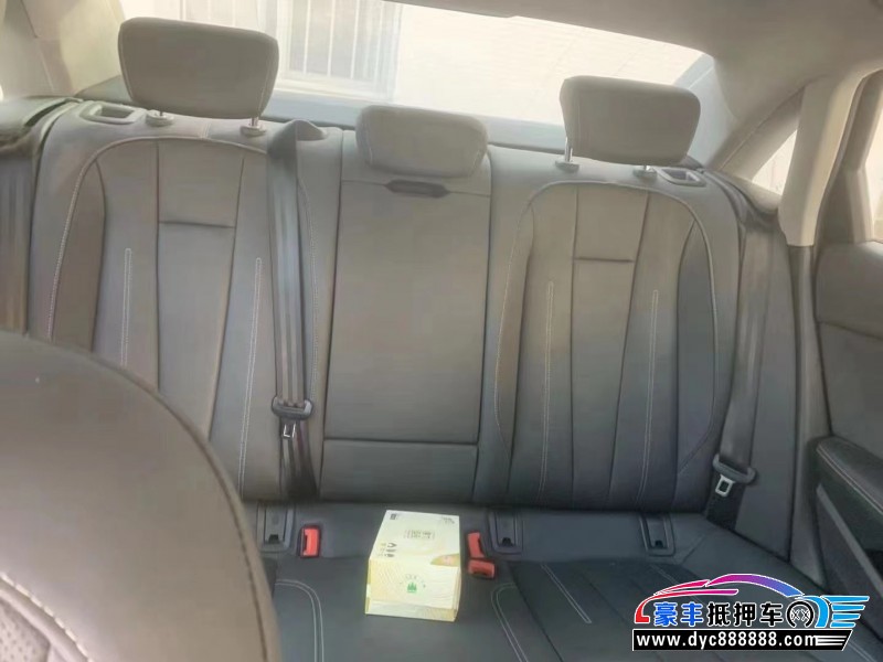 20年奥迪A4轿车抵押车出售