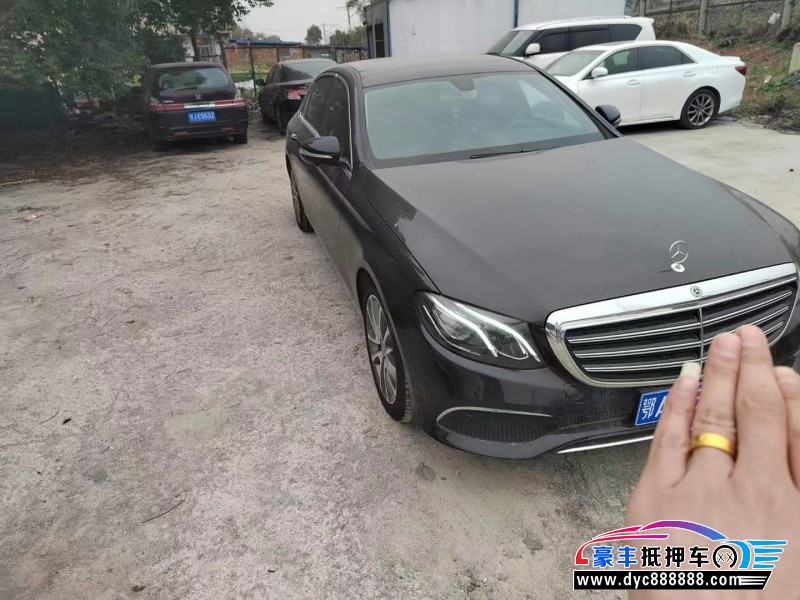 19年奔驰E轿车抵押车出售