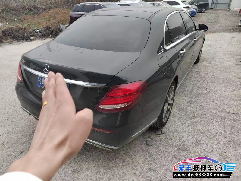19年奔驰E轿车抵押车出售