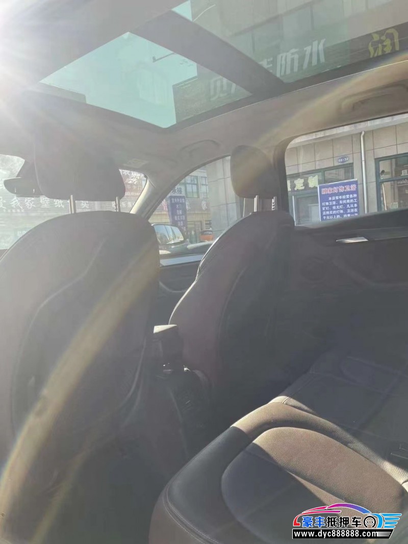 18年宝马X1轿车抵押车出售